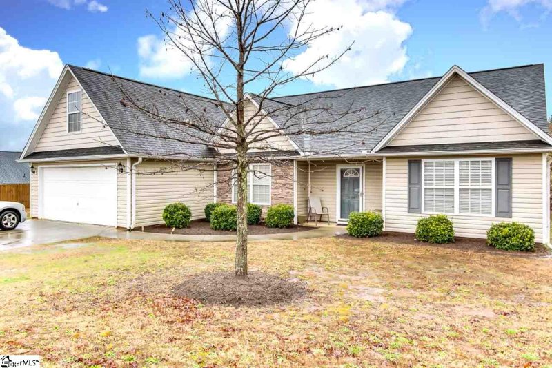 Property image 2 at 308 Collin Rogers Drive, Moore, SC 29369