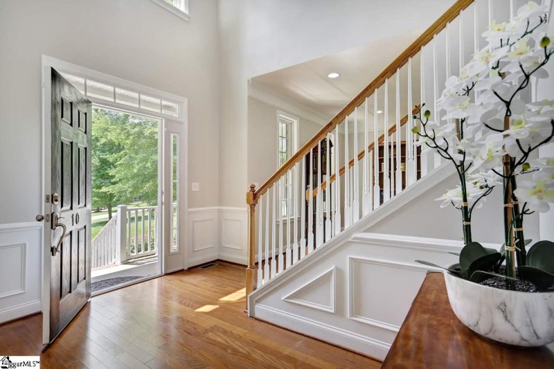 Property image 5 at 10 Midcroft Court, Greenville, SC 29607-4966