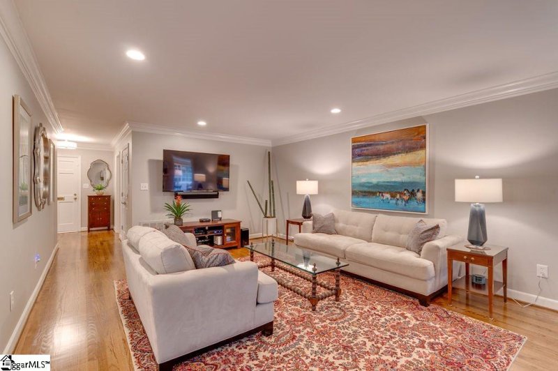 Property image 3 at 111 McDaniel Greene Drive, Greenville, SC 29601