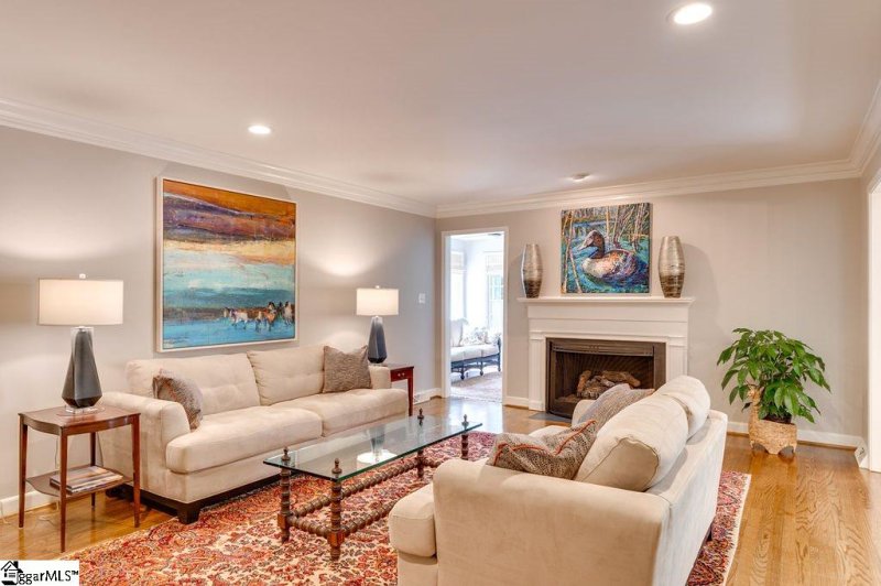 Property image 4 at 111 McDaniel Greene Drive, Greenville, SC 29601