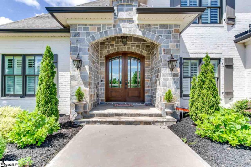 Property image 2 at 301 Joseph Fletcher Way, Simpsonville, SC 29681