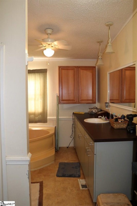 Property image 3 at 223 Glenda Lane, Easley, SC 29642