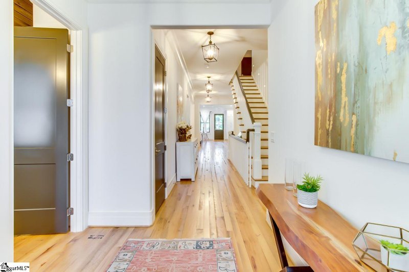 Property image 3 at 21 Ottaway Drive, Greenville, SC 29605