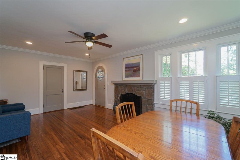 Property image 4 at 210 Augusta Drive, Greenville, SC 29605