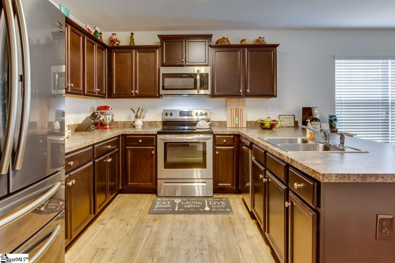 Property image 3 at 504 Heathridge Lane, Piedmont, SC 29673