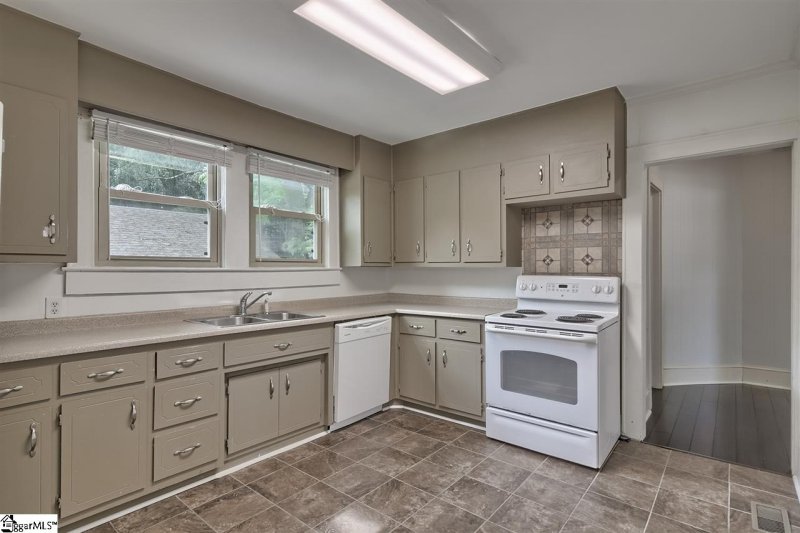 Property image 5 at 322 Katherine Street, Easley, SC 29640
