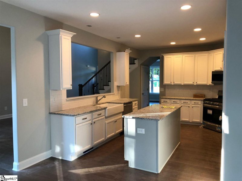 Property image 5 at 123 Quiet Lake Court, Piedmont, SC 29673