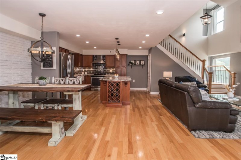 Property image 3 at 1001 S Church Street, Greenville, SC 29601
