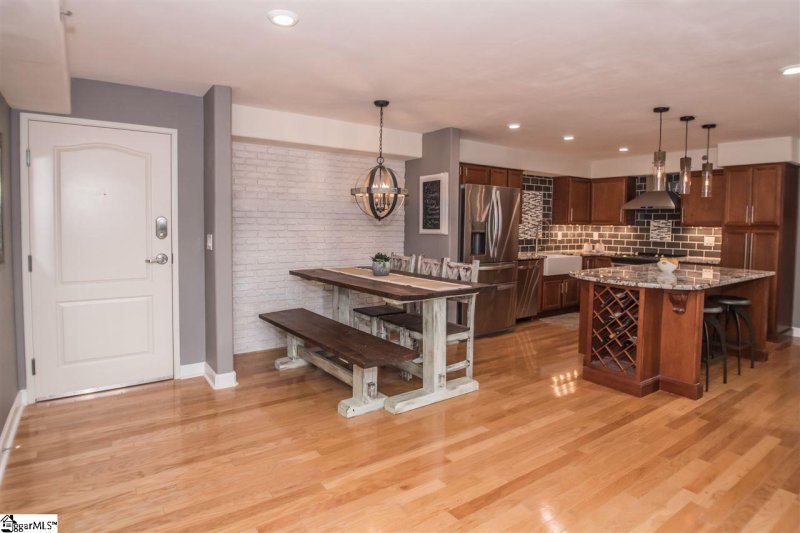 Property image 4 at 1001 S Church Street, Greenville, SC 29601