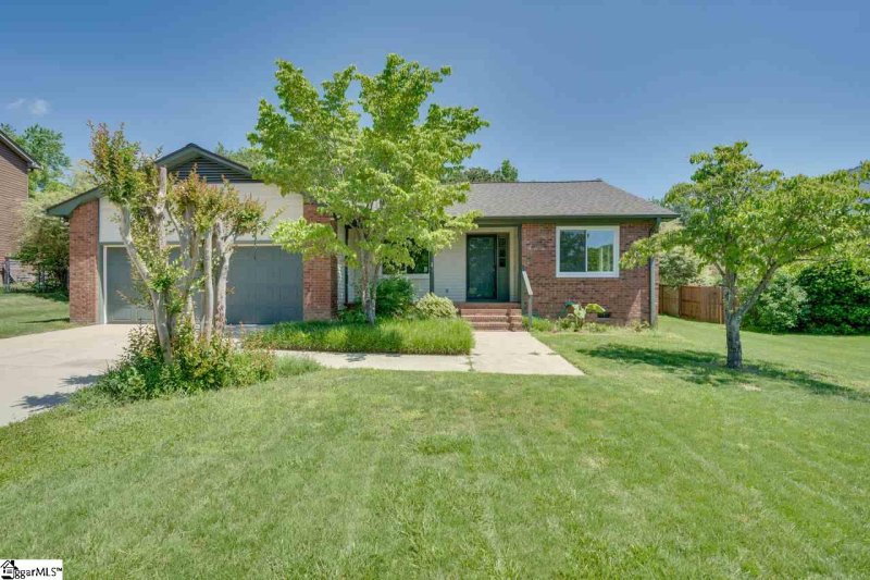 4 Bendingwood Circle