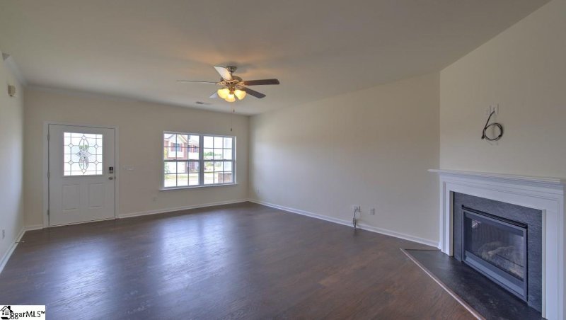 Property image 4 at 210 Addlestone Circle, Fountain Inn, SC 29644