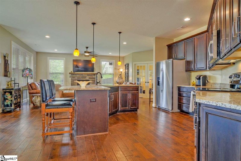 Property image 4 at 300 Tineke Way, Travelers Rest, SC 29690