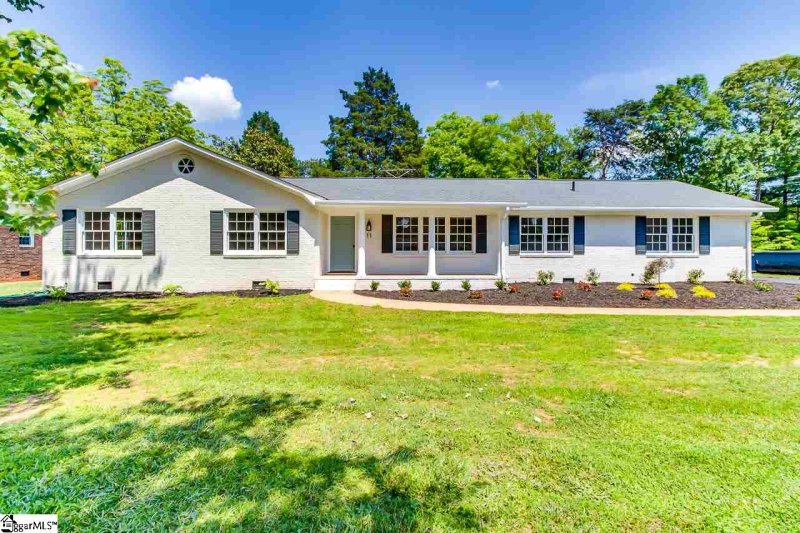 11 Howell Circle