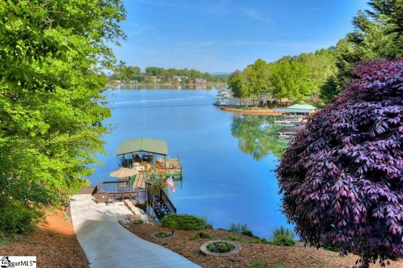 Property image 3 at 504 Viewpoint Court, Seneca, SC 29672