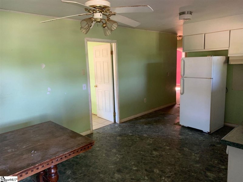 Property image 4 at 109 Blossom Drive, Greenville, SC 29605-4941
