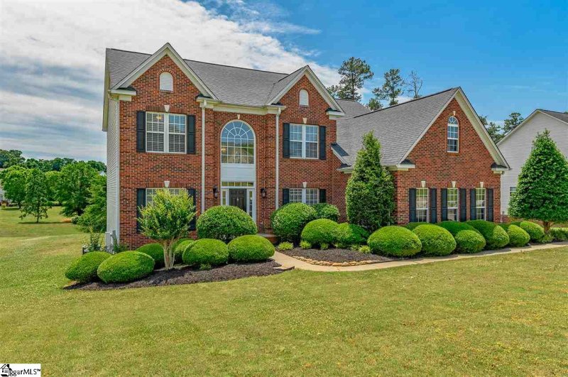 Property image 2 at 110 Carsons Pond Drive, Simpsonville, SC 29681