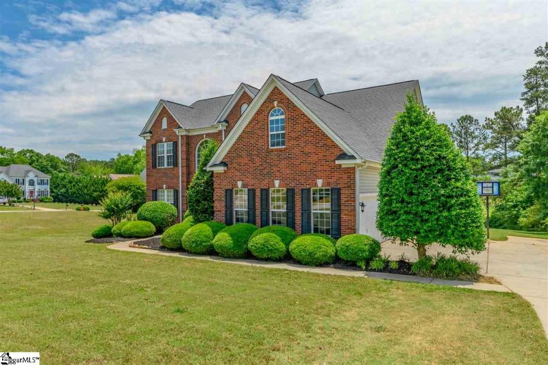 Property image 3 at 110 Carsons Pond Drive, Simpsonville, SC 29681