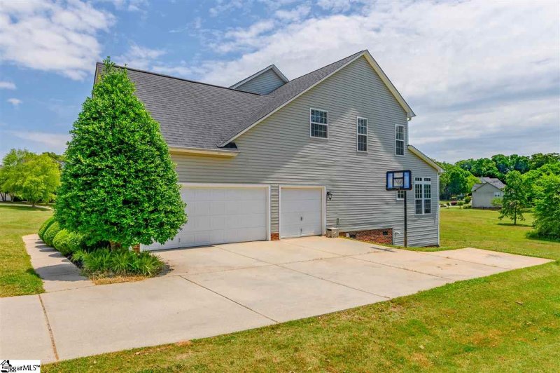 Property image 4 at 110 Carsons Pond Drive, Simpsonville, SC 29681