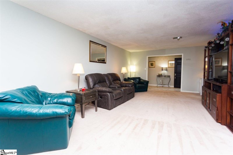 Property image 5 at 292 Heathwood Drive, Spartanburg, SC 29307