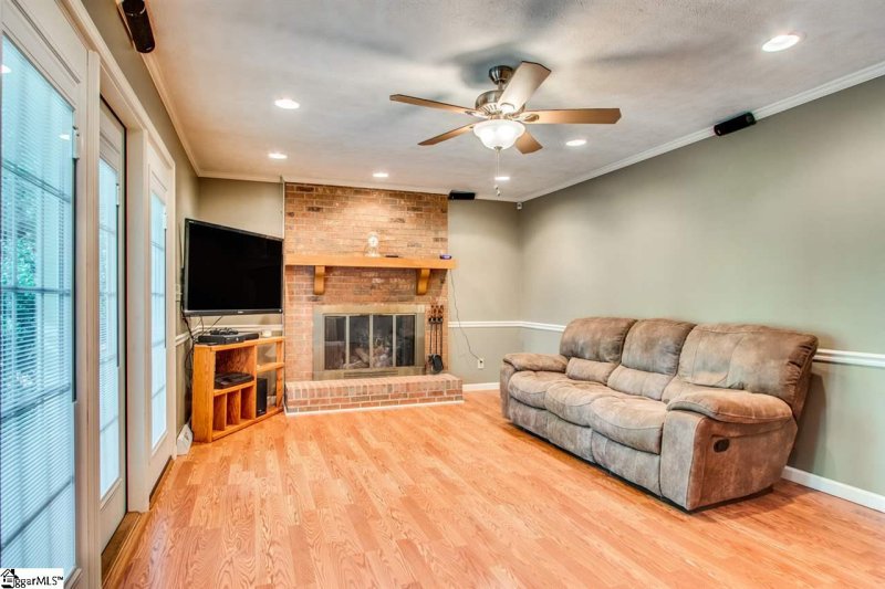 Property image 2 at 106 E BLACKGUM Court, Mauldin, SC 29662