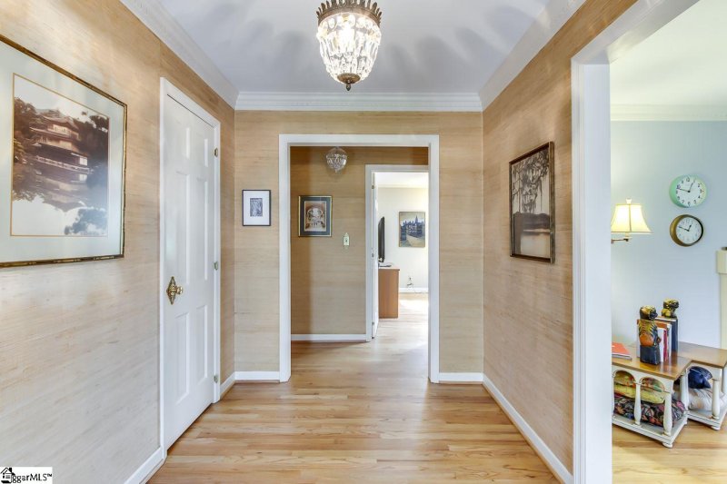 Property image 3 at 34 Valerie Drive, Greenville, SC 29615