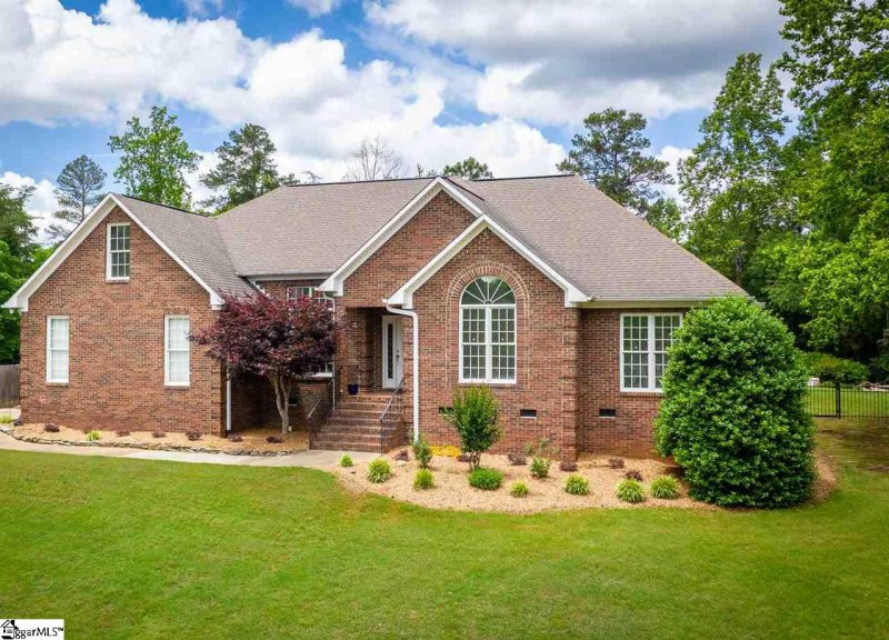 330 Gracewood Circle