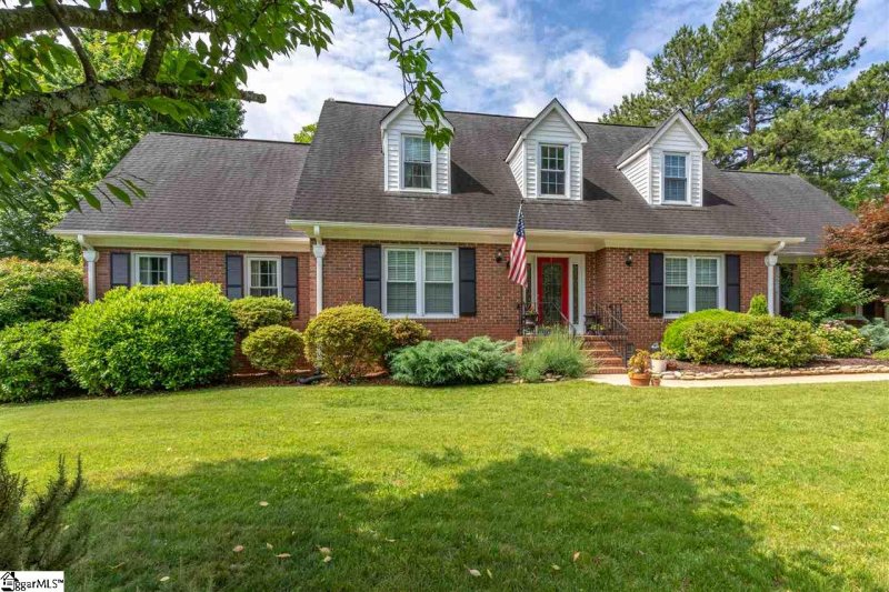 Property image 2 at 210 Burning Bush Road, Greenville, SC 29607