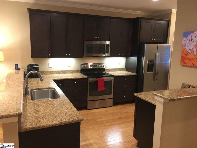 Property image 5 at 812 Asheton Commons Lane, Simpsonville, SC 29681