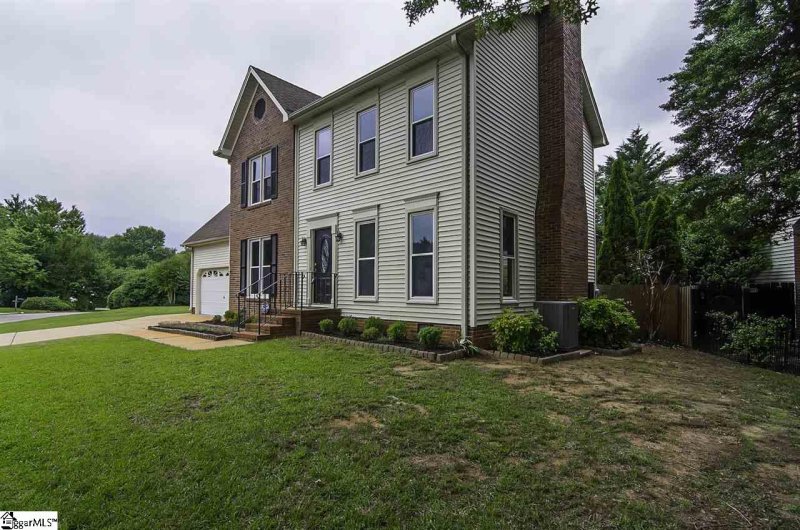 Property image 3 at 315 Fielding Way, Greenville, SC 29615