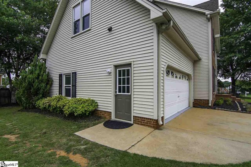 Property image 5 at 315 Fielding Way, Greenville, SC 29615