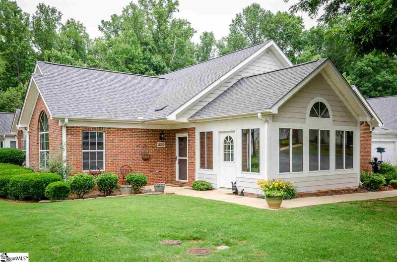 1200 Heritage Club Drive