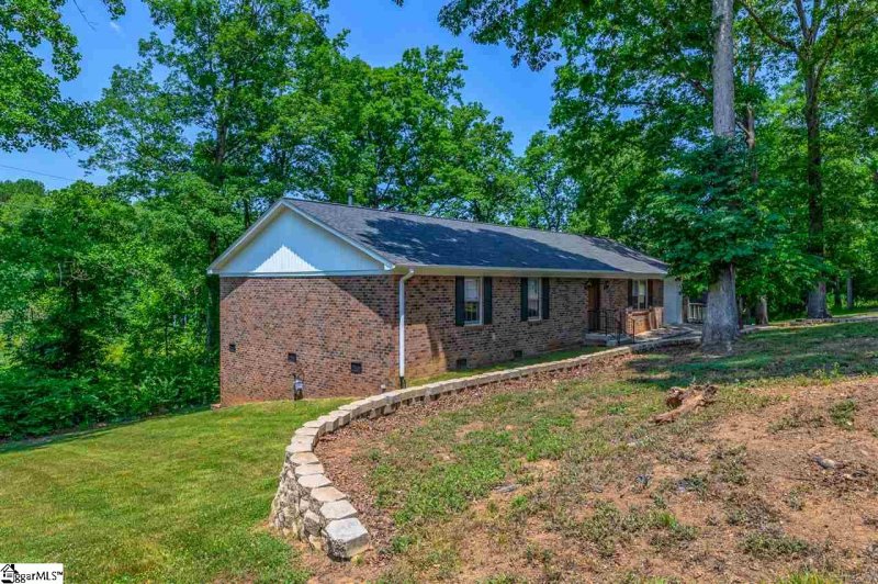 Property image 2 at 312 Longview Terrace, Easley, SC 29642