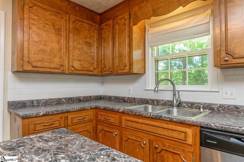 Property image 5 at 312 Longview Terrace, Easley, SC 29642