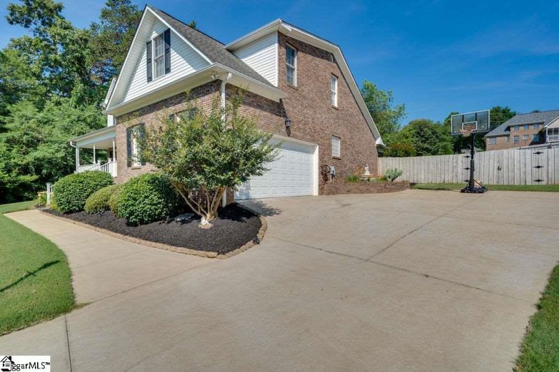 Property image 4 at 187 Leonora Drive, Moore, SC 29369