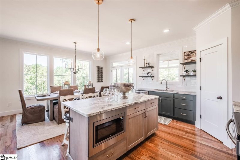 Property image 2 at 208 Deer Thicket Way, Taylors, SC 29687