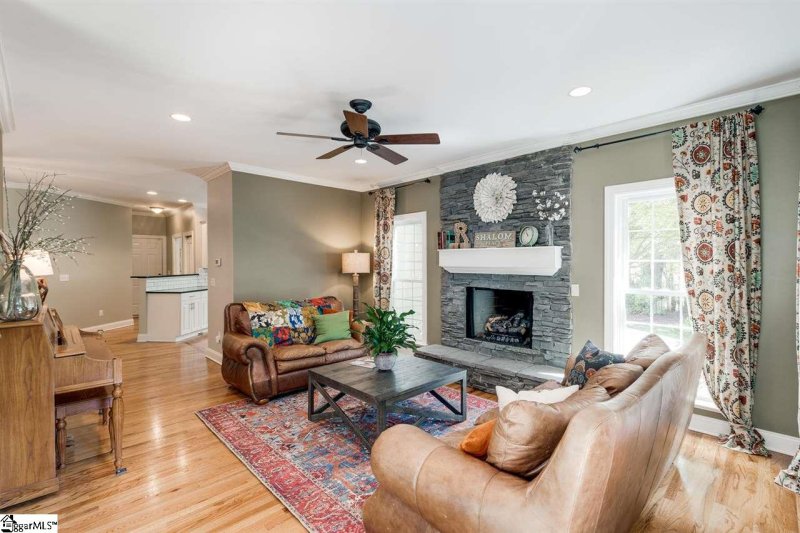 Property image 5 at 143 Kingswood Circle, Simpsonville, SC 29681
