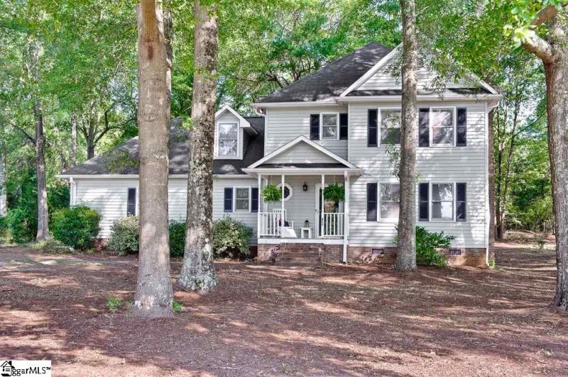 121 Wyatt Oaks Court