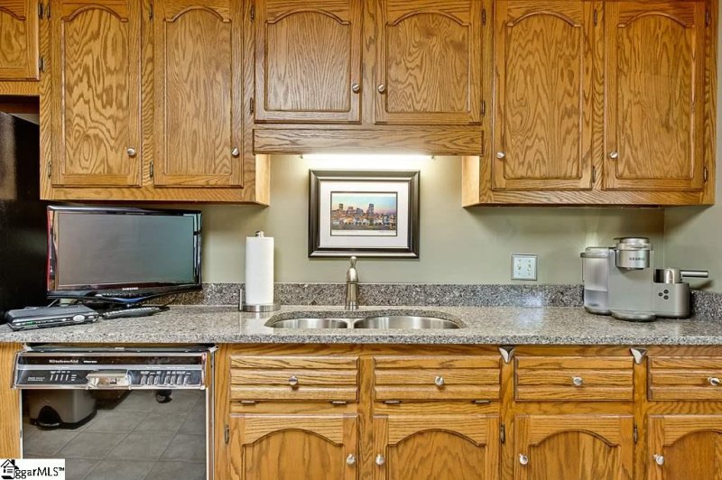 Property image 4 at 121 Wyatt Oaks Court, Easley, SC 29642