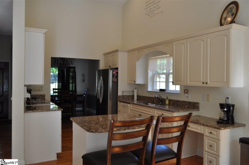 Property image 4 at 928 Still Spring Run, Inman, SC 29349