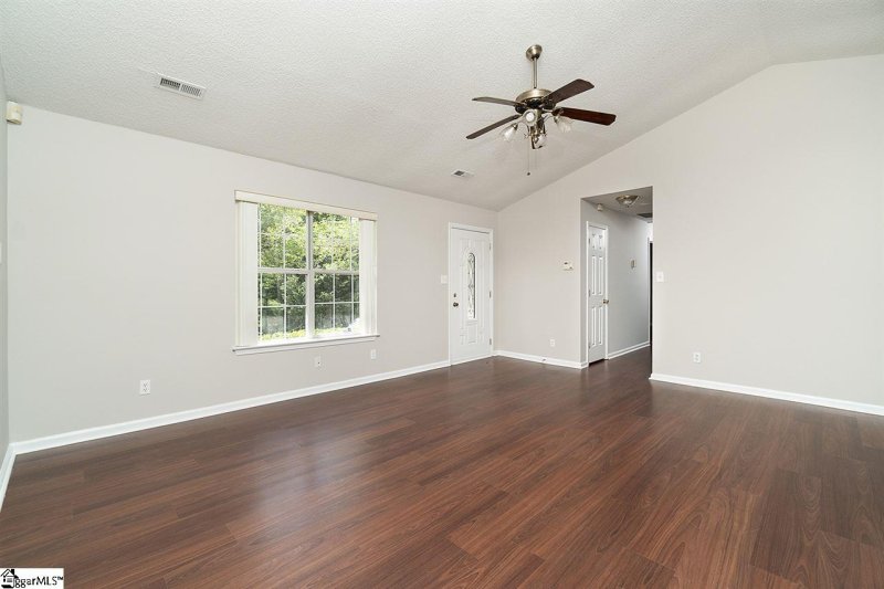 Property image 5 at 38 Michell Drive, Taylors, SC 29687