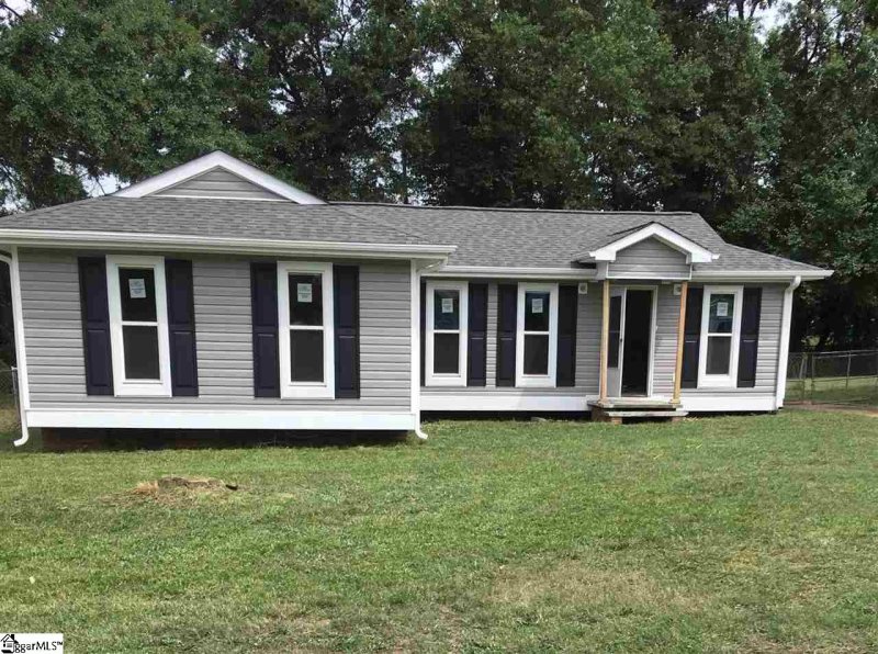 Property image 2 at 116 Chelsea Street, Moore, SC 29369