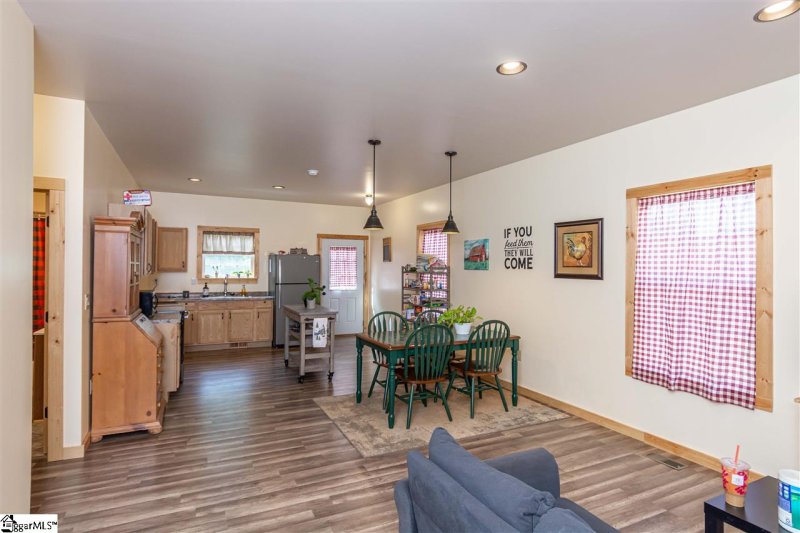 Property image 2 at 73 Lyle Drive, Taylors, SC 29687-5704