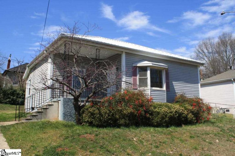 Property image 3 at 21 D Street, Greenville, SC 29611