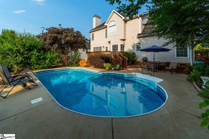 Property image 2 at 107 Richglen Way, Greer, SC 29650