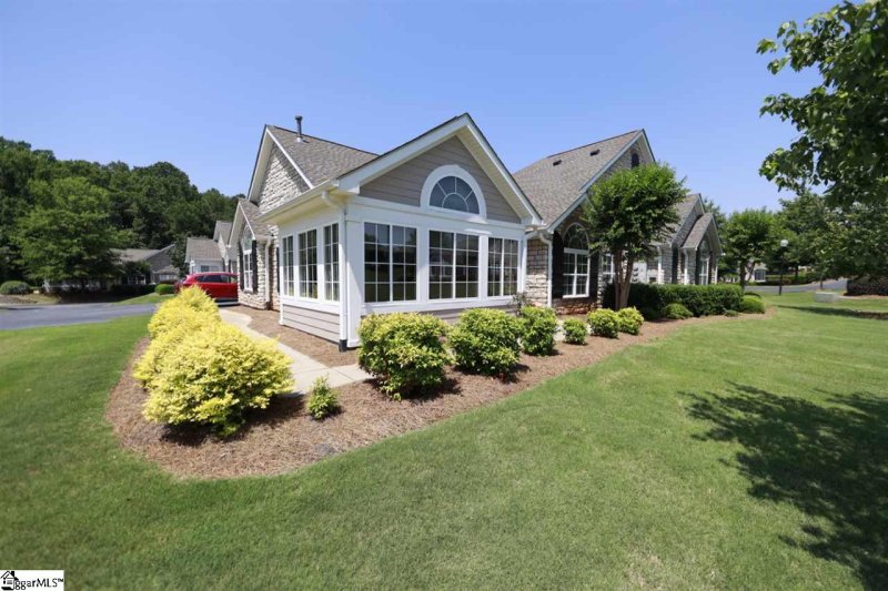 Property image 2 at 71 Fudora Circle, Simpsonville, SC 29681