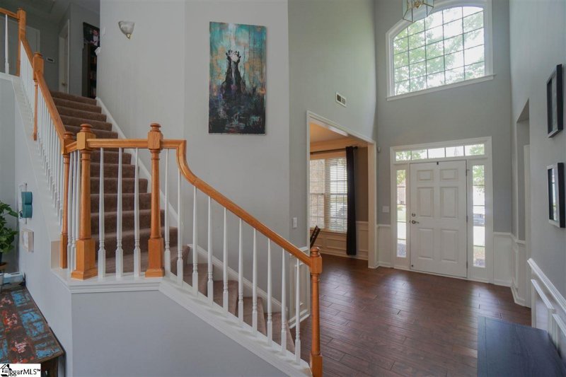 Property image 2 at 312 Surrywood Drive, Greenville, SC 29607