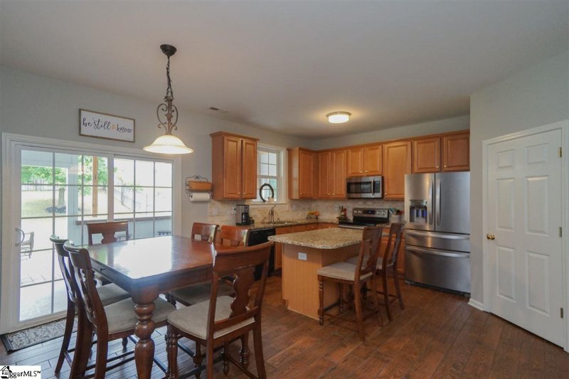 Property image 5 at 312 Surrywood Drive, Greenville, SC 29607