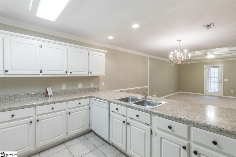 Property image 5 at 140 Dove Haven Drive, Simpsonville, SC 29681