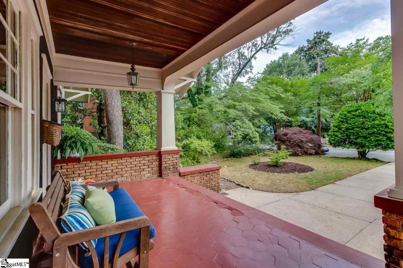Property image 2 at 310 Hampton Avenue, Greenville, SC 29601