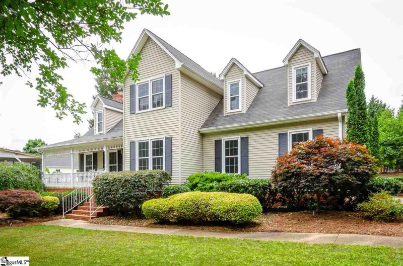 Property image 3 at 203 Squires Creek Road, Simpsonville, SC 29681